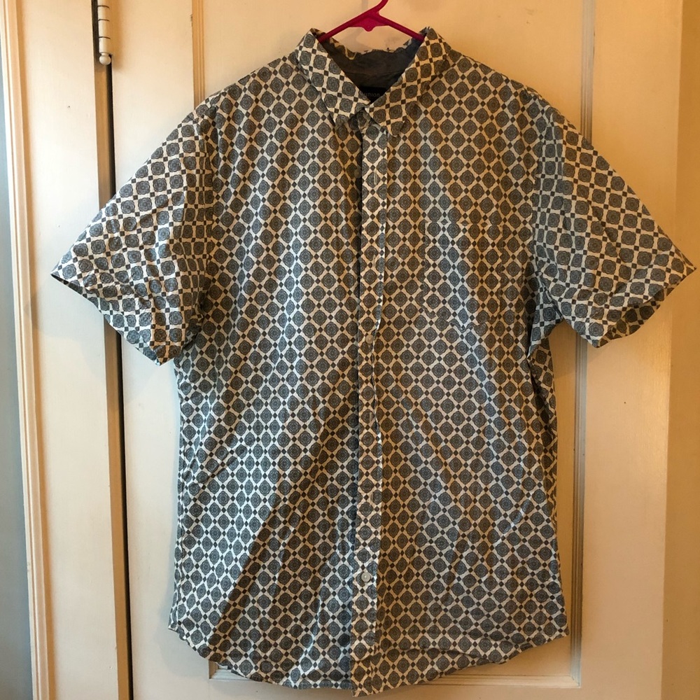 Men’s Short Sleeve Button Down